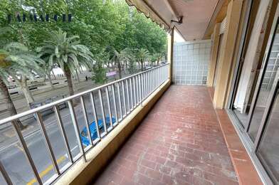 Appartement 4 pièces 235000 €