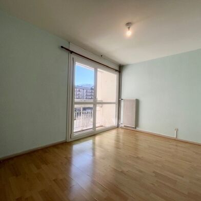 Appartement 5 pièces 198000 €