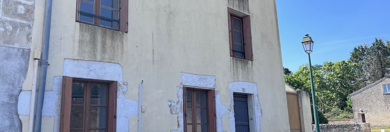 Maison 5 Pièces 110 m² à vendre à Saint-Martin-Lars-en-Sainte-Hermine (85210)