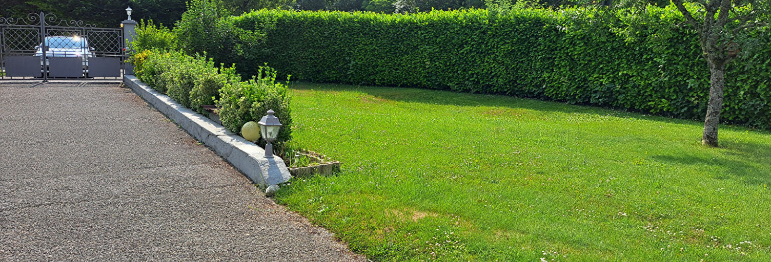 Terrain  304 m² à vendre à La Tour-du-Pin (38110)