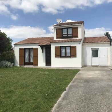 Maison 4 pièces 164600 €