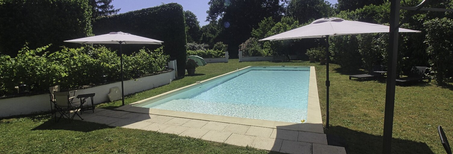 Maison 6 Pièces 204 m² à vendre à Étaules (17750)