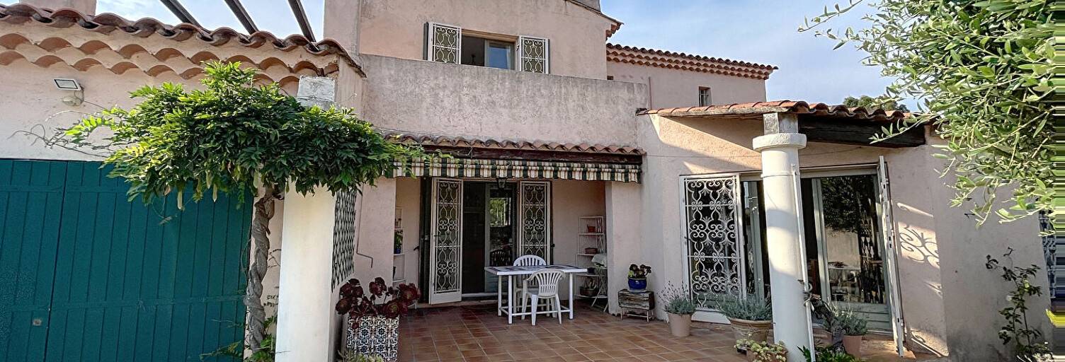 Maison 5 Pièces 150 m² à vendre à Fréjus (83600)