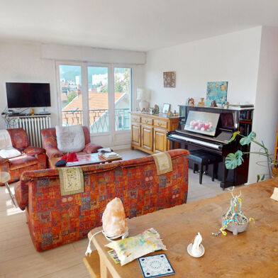 Appartement 5 pièces 259900 €