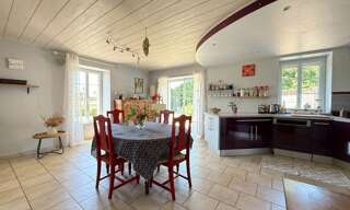 Maison 11 Pièces 205 m² à vendre à Pouzauges (85700)