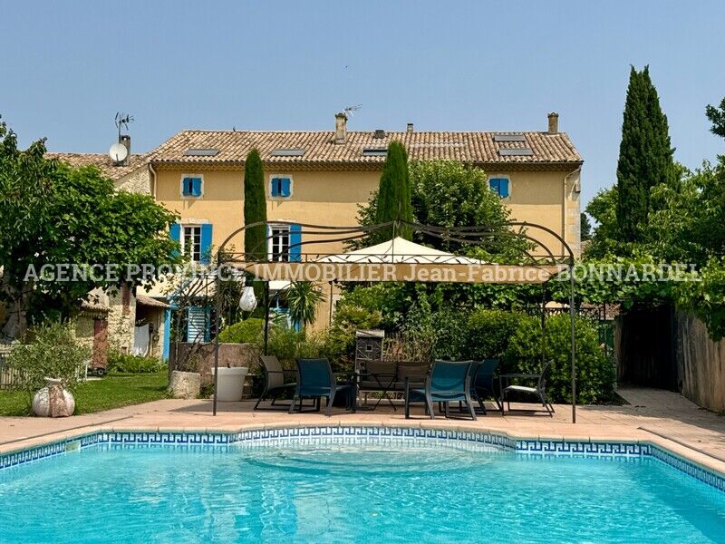 Villa / Maison  T10 à vendre Saint-Paul-Trois-Châteaux 26130