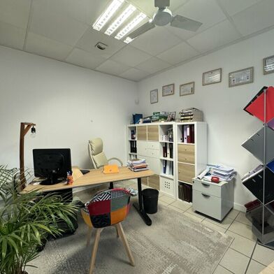 Commerce  159000 €