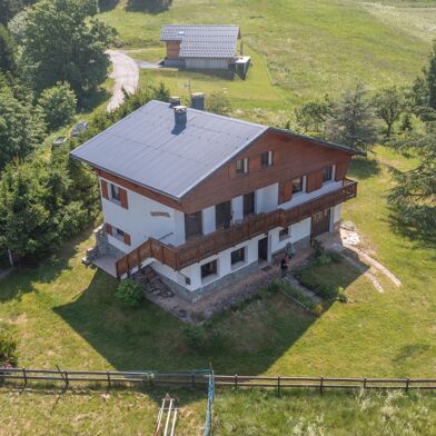 Maison 8 pièces 639000 €