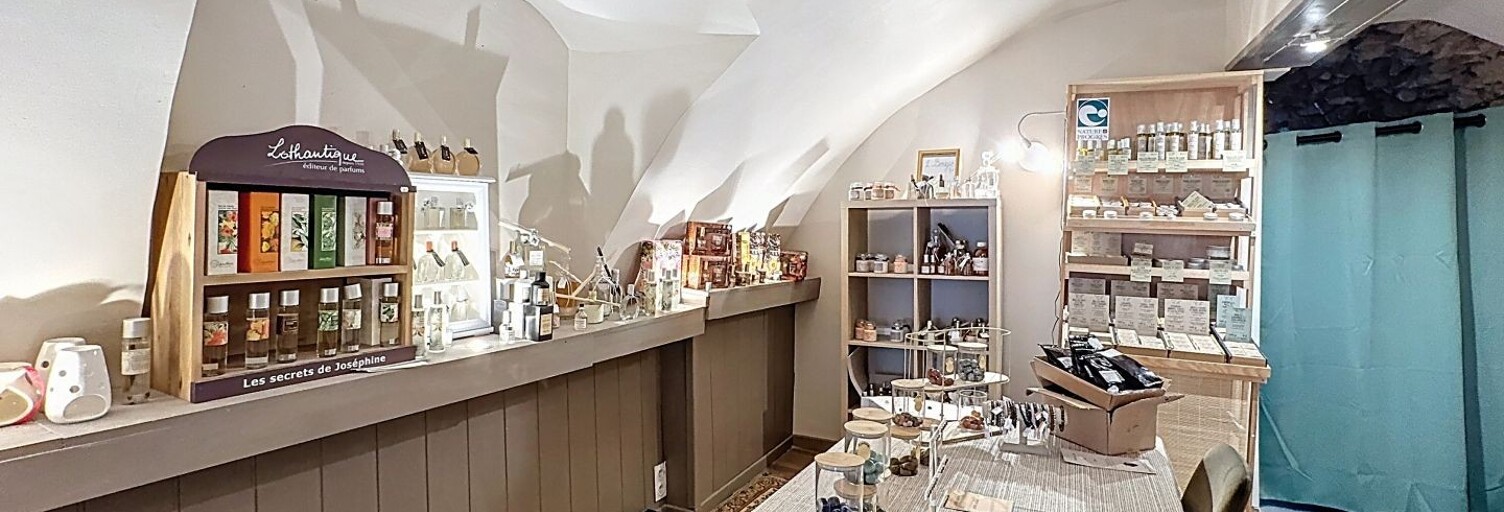 Commerce  70 m² à vendre à Champeix (63320)