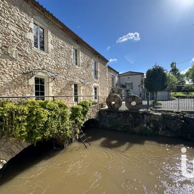 Maison 16 pièces 892500 €