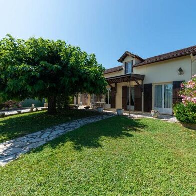 Maison 8 pièces 139000 €