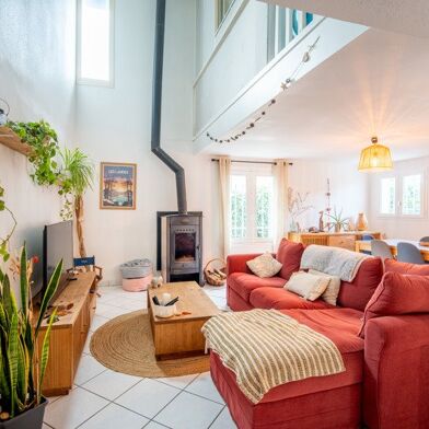 Maison 5 pièces 379000 €