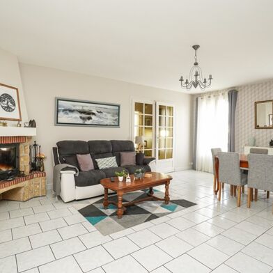 Maison 5 pièces 254880 €