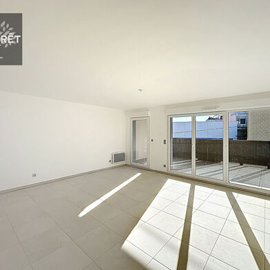 Maison 3 pièces 970 €