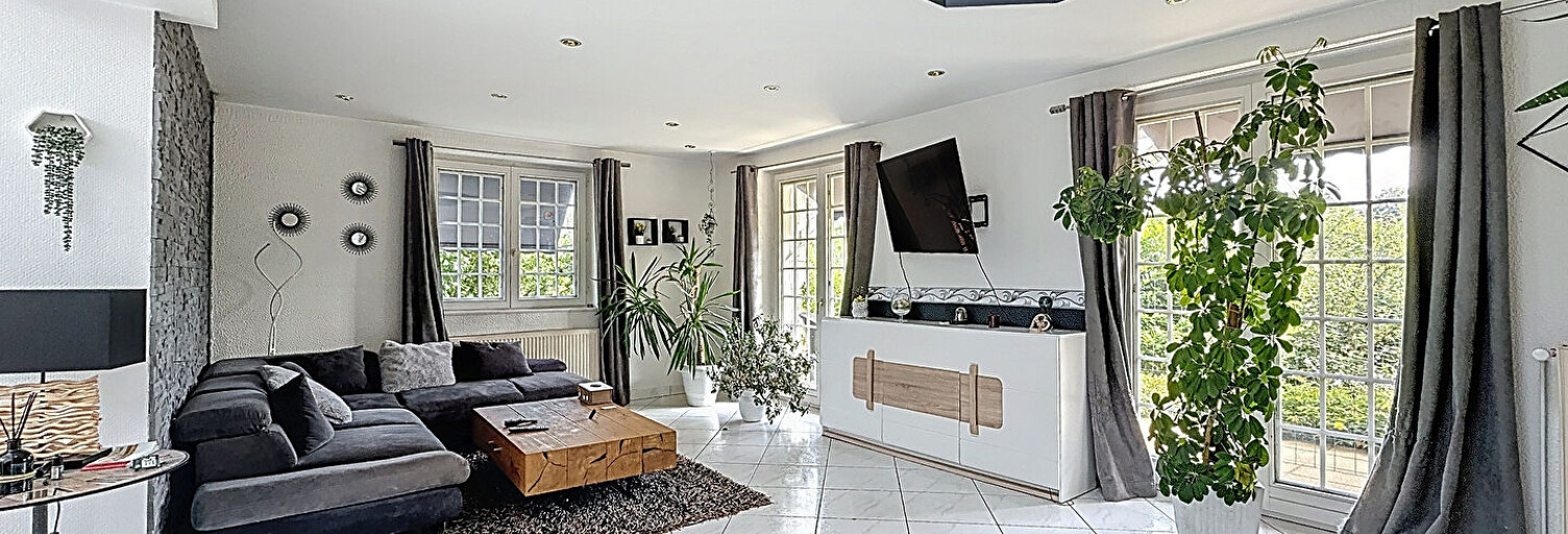 Maison 5 Pièces 166 m² à vendre à Waldolwisheim (67700)