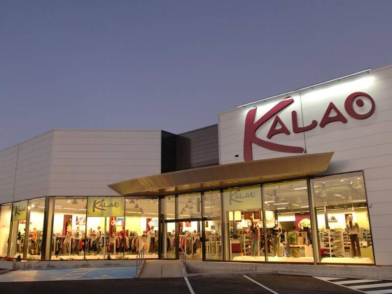 Cellule Commerciale de 1000 m² à Louer – Plain-Pied avec Accès Fonctionnels — photo 1