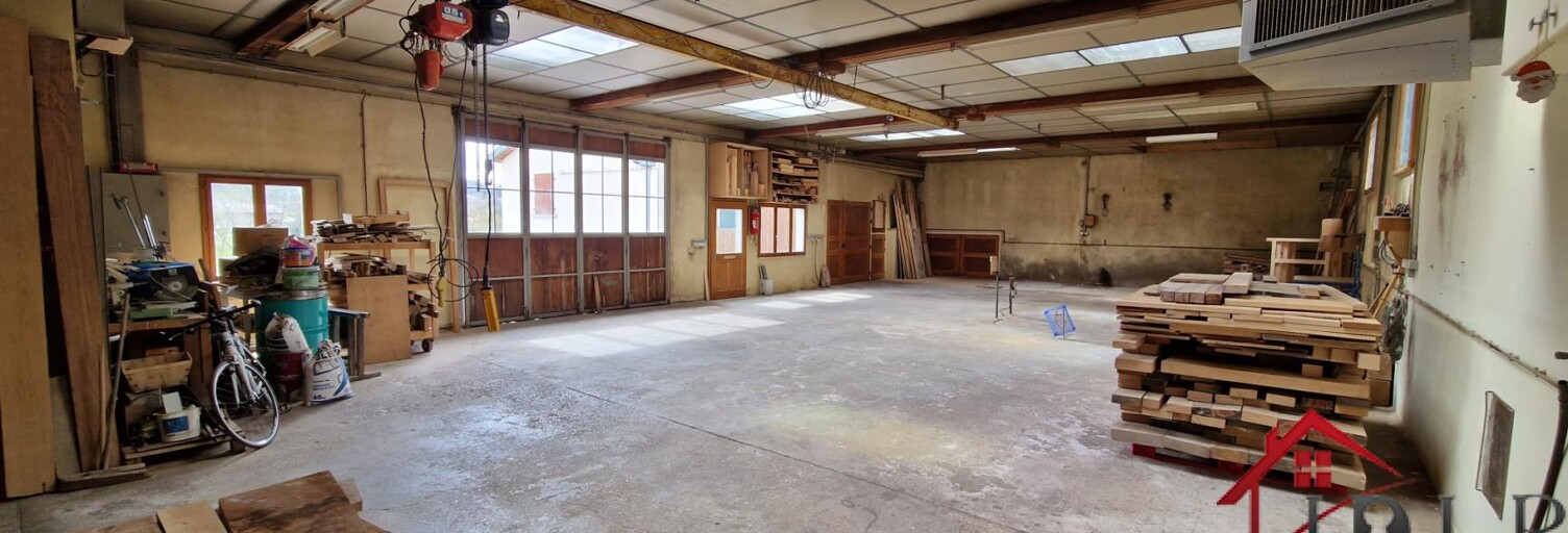 Local industriel  323 m² à vendre à Varennes-sur-Amance (52400)