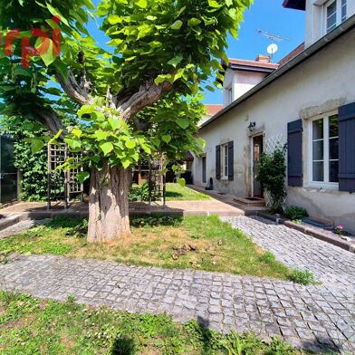 Maison 6 pièces 530000 €