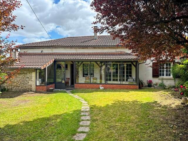 Maison À Vendre — photo du bien
