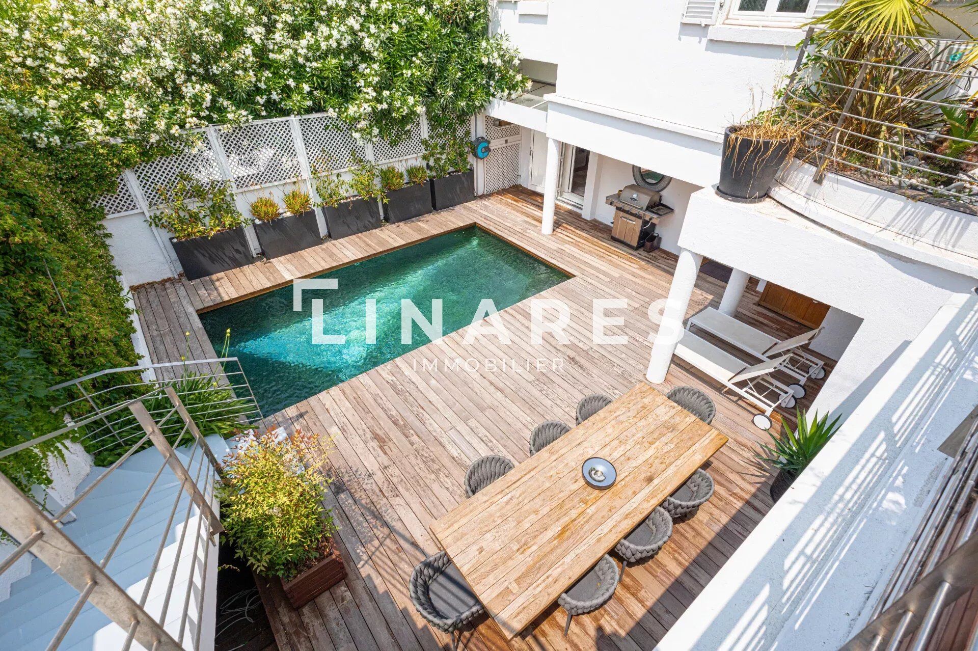 Villa / Maison  T6 à vendre Marseille 8eme 13008