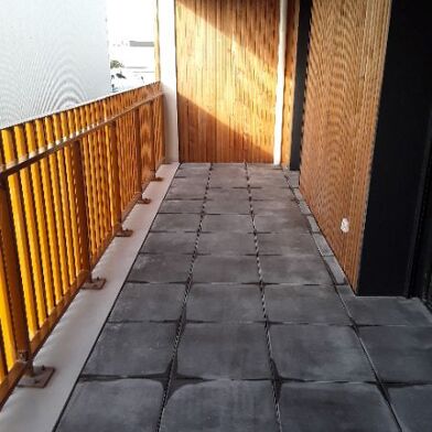 Appartement 3 pièces 929 €