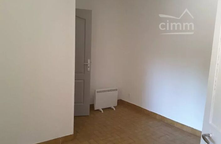 BUREAU/ LOCAL COMMERCIAL à LOUER à ST RAMBERT D'ALBON — photo 3