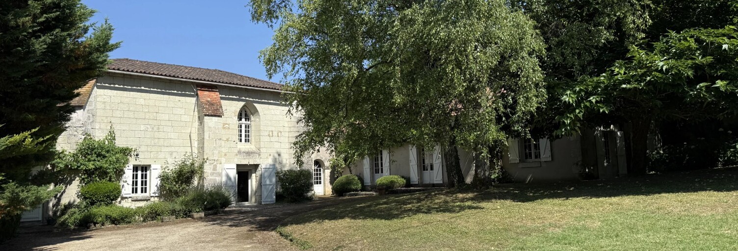 Maison 10 Pièces 281 m² à vendre à Colombiers (86490)