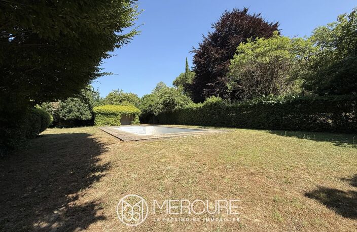 CHAPELLE XVe sur PARC avec PISCINE — photo 4