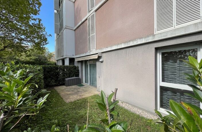 Appartement À Vendre — photo 2