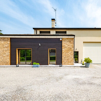 Maison 8 pièces 475000 €