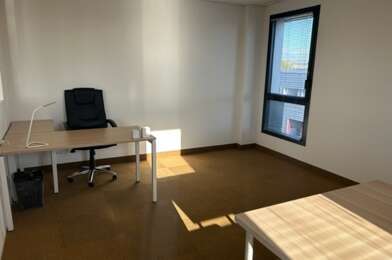 Bureau 1 pièces 1977 €