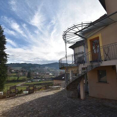 Maison 9 pièces 395000 €