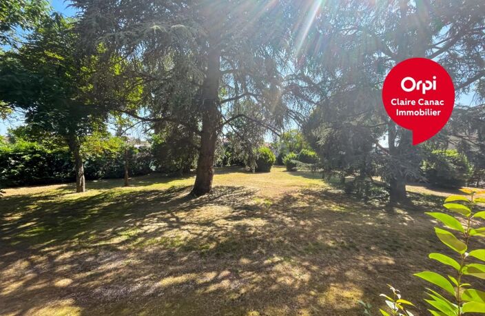 À Vendre – Maison de caractère des années 30 avec piscine et parc – Centre de Lavaur — photo 2