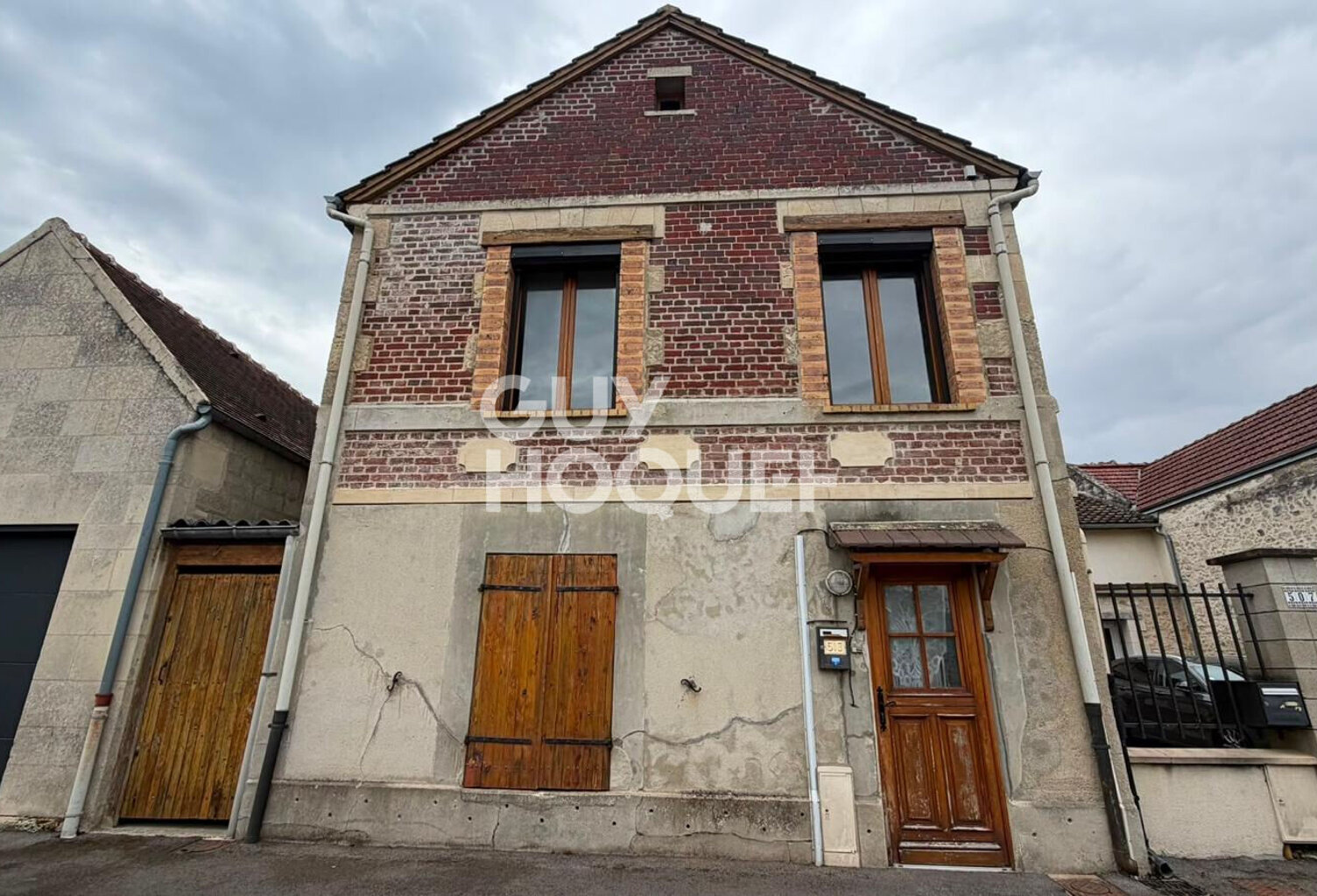 Charmante Maison à Vendre à Saint Sauveur - Idéale pour Investisseurs — photo 1