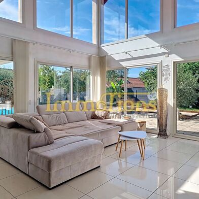 Maison 6 pièces 450000 €