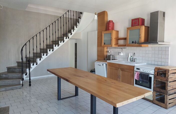 Duplex traversant avec terrasse — photo 3