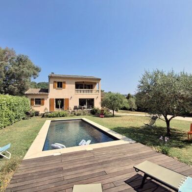 Maison 8 pièces 519000 €