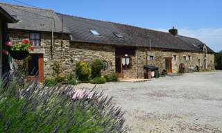 Maison 16 Pièces  m² à vendre à Plouguenast-Langast (22150)