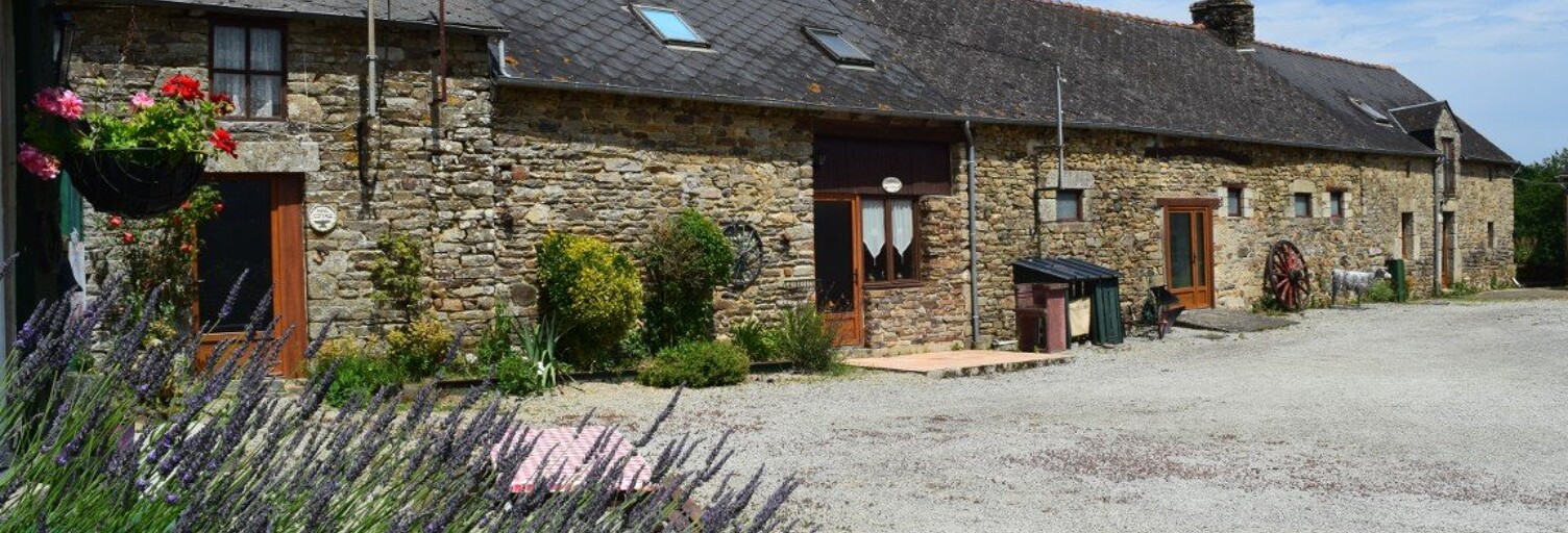 Maison 16 Pièces  m² à vendre à Plouguenast-Langast (22150)