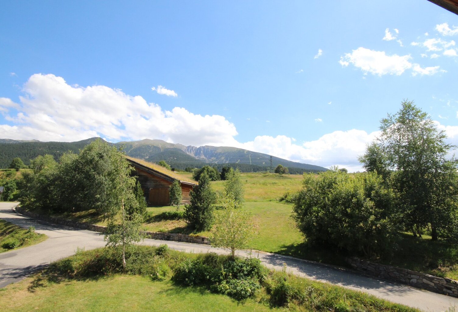 Chalet — photo 1