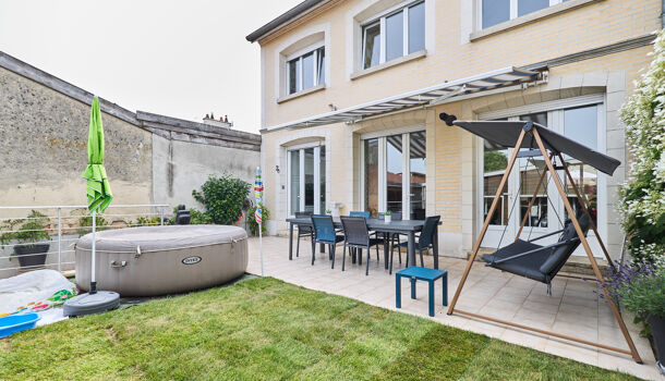 Villa / Maison 8 pièces  à vendre Reims 51100