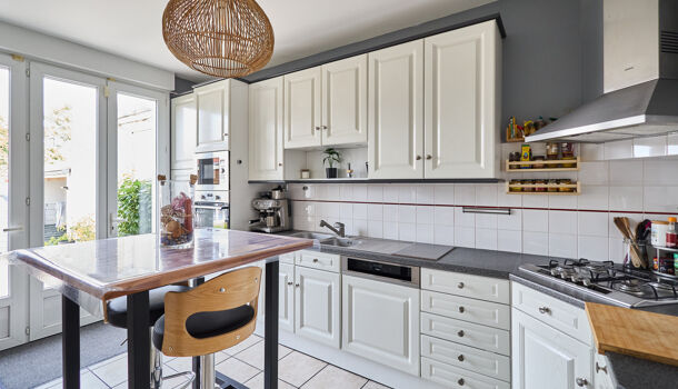 Villa / Maison 8 pièces  à vendre Reims 51100