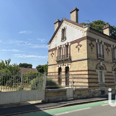 Maison 7 pièces 230000 €
