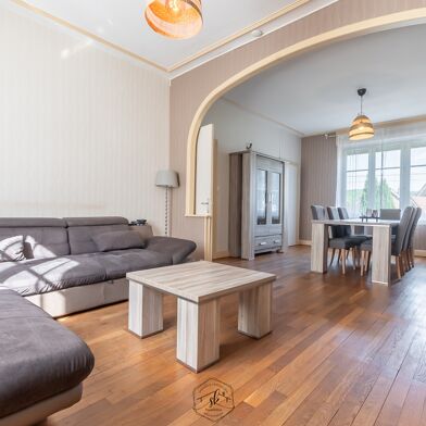 Maison 5 pièces 279000 €