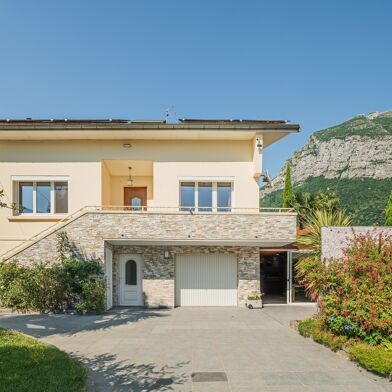 Maison 5 pièces 525000 €