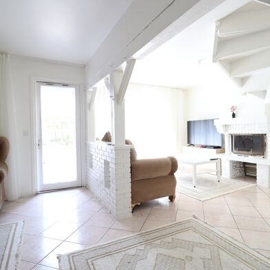 Maison 6 pièces 240000 €