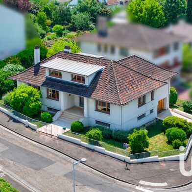 Maison 8 pièces 450000 €