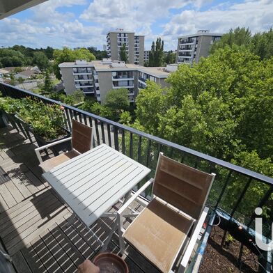 Appartement 3 pièces 251900 €