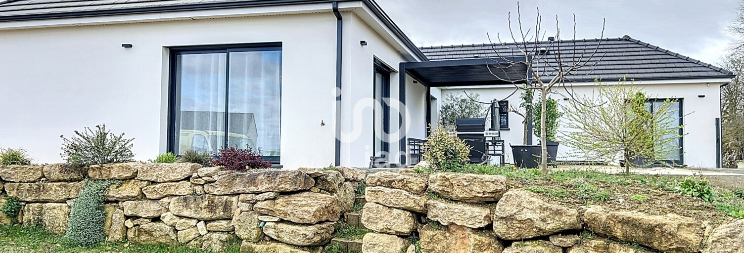 Maison 6 Pièces 146 m² à vendre à Saint-Michel-de-Volangis (18390)