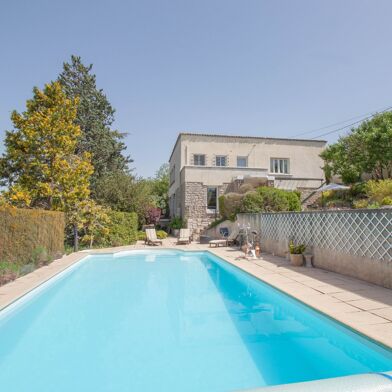 Maison 8 pièces 575000 €